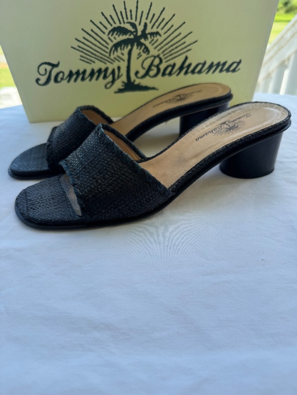 Tommy Bahama Sandal